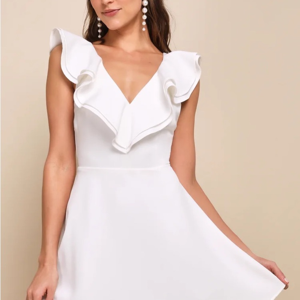 Lulu’sDivine Darling White Ruffled Skater Dress